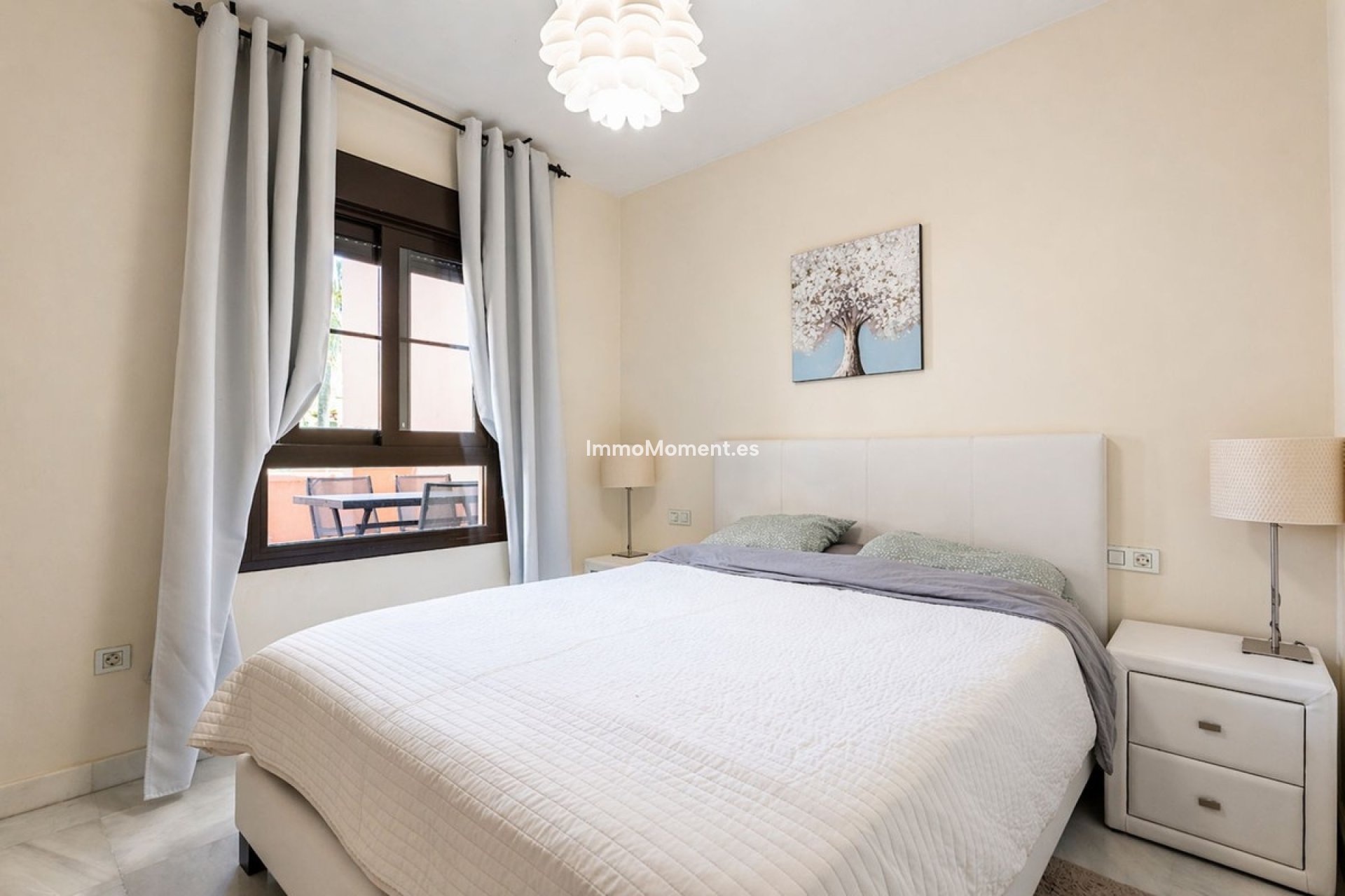 Resale - Apartment - Estepona - Hacienda del Sol