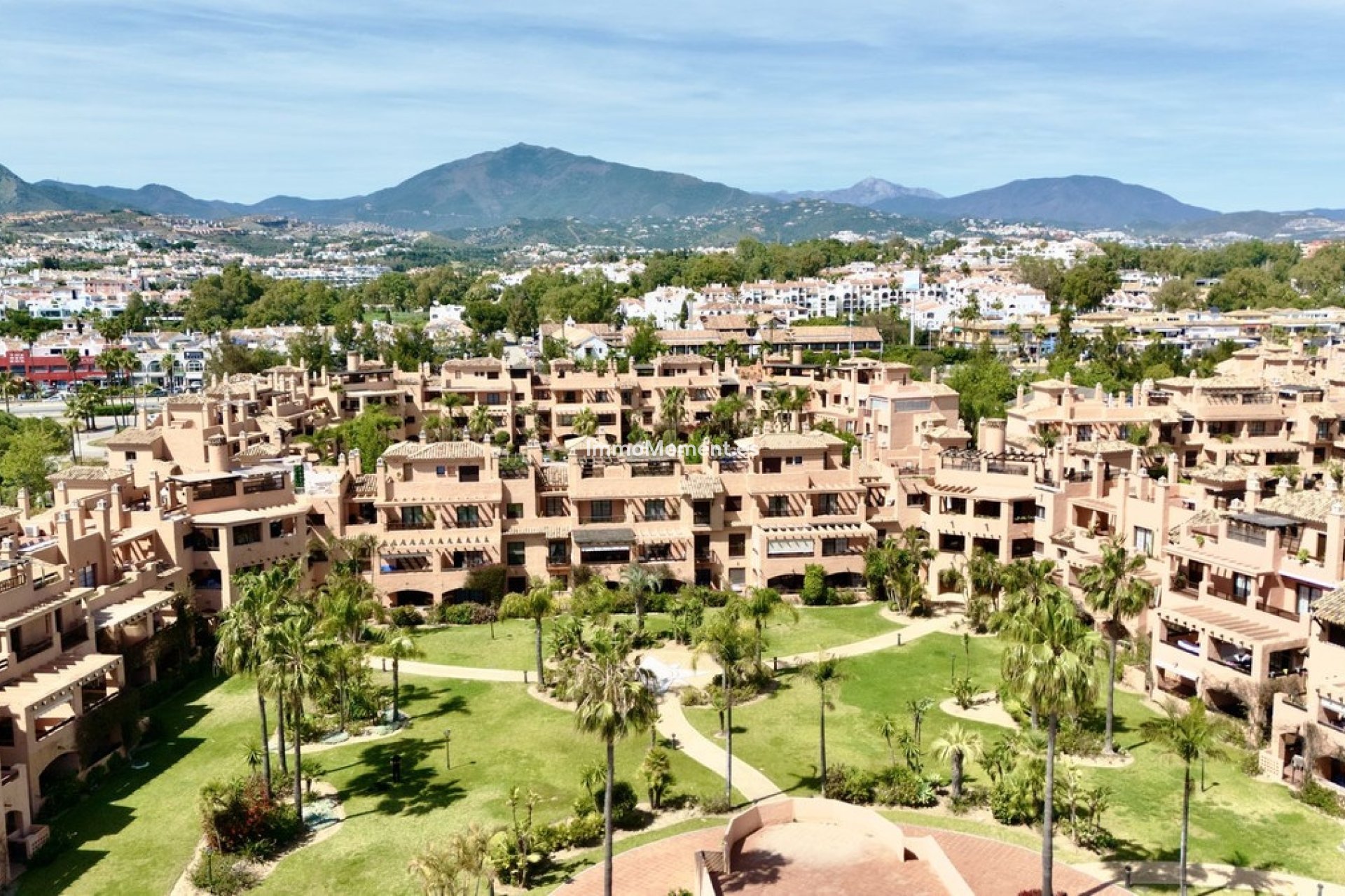 Resale - Apartment - Estepona - Hacienda del Sol