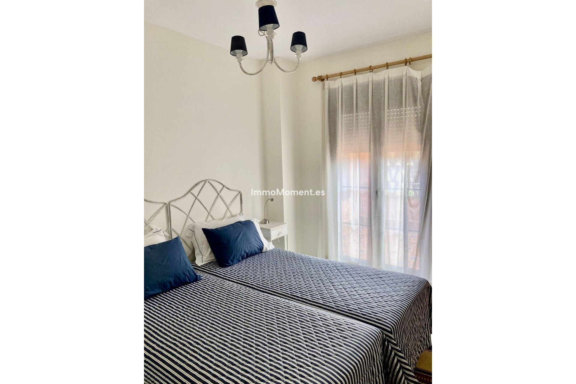 Resale - Apartment - Estepona - Hacienda del Sol