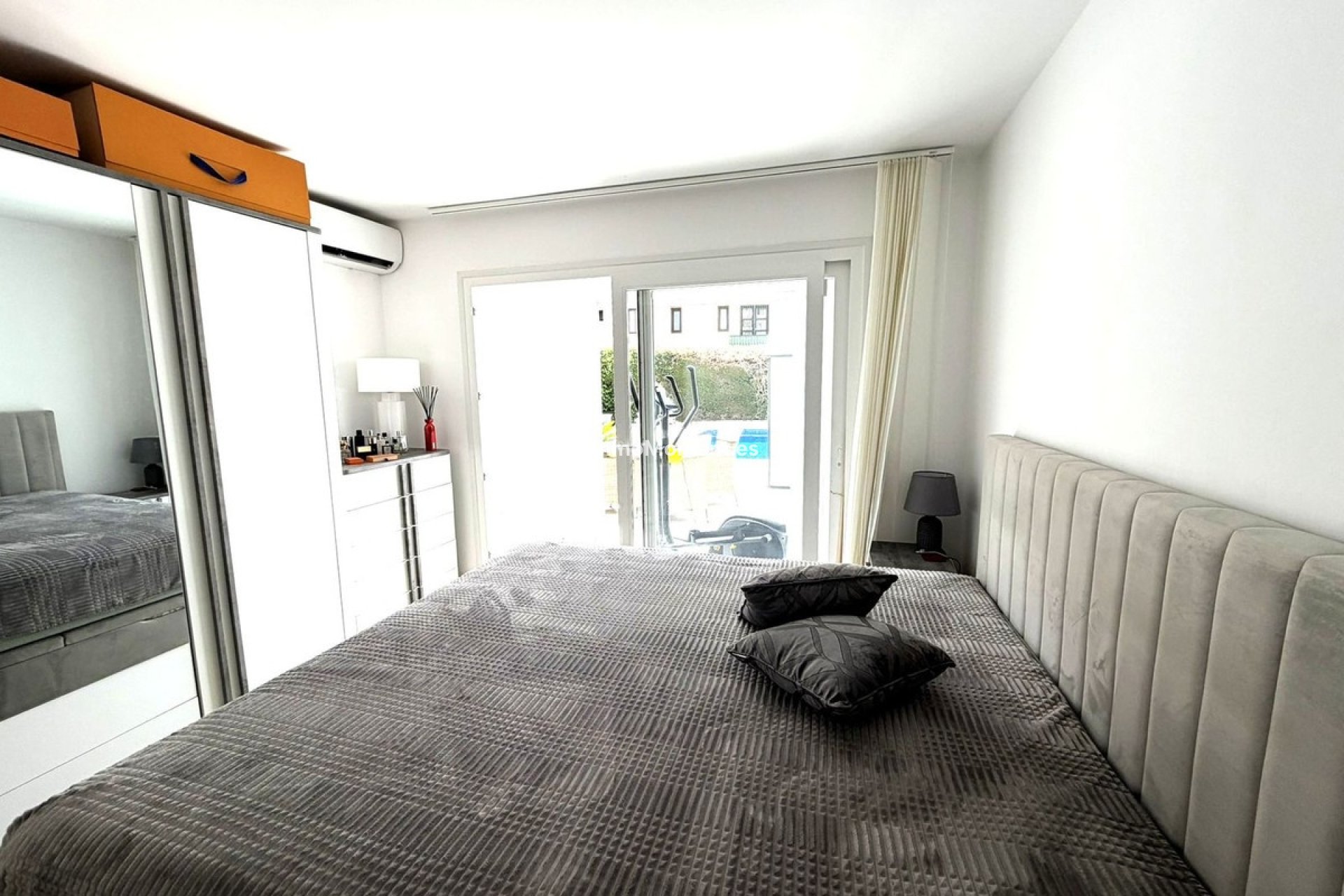 Resale - Apartment - Estepona - New Golden Mile