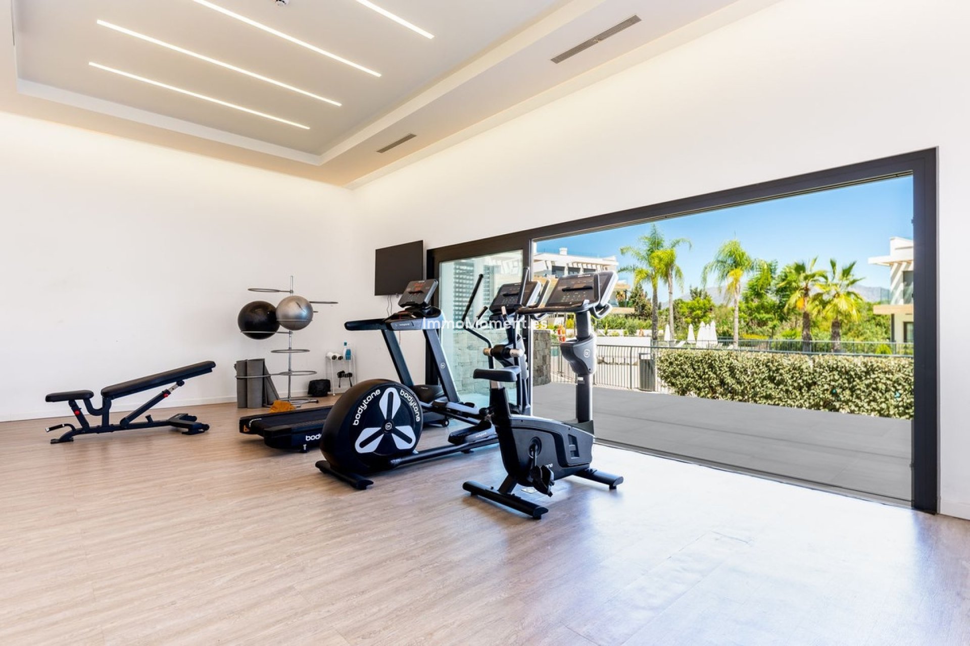 Resale - Apartment - Estepona - New Golden Mile