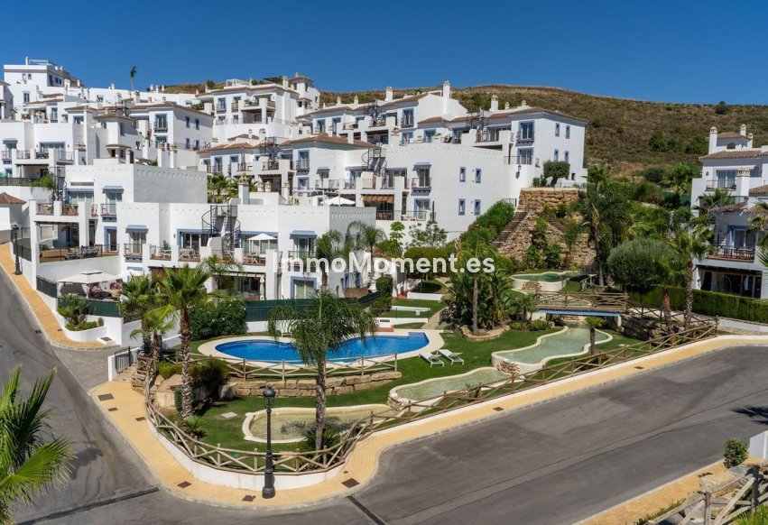 Resale - Apartment - Estepona - New Golden Mile