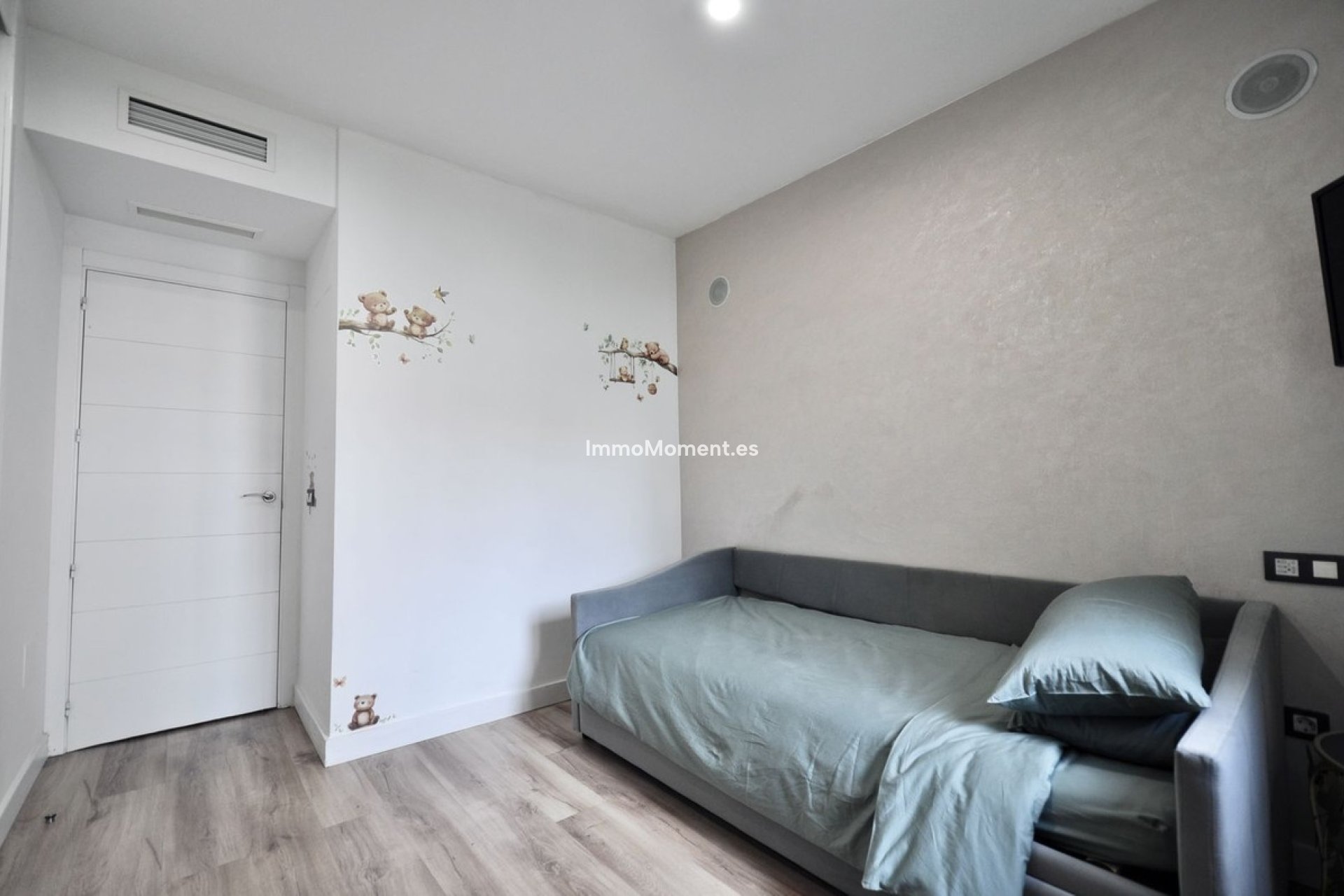 Resale - Apartment - Estepona - New Golden Mile