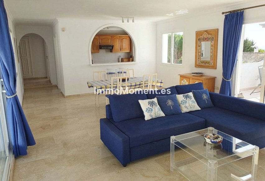 Resale - Apartment - Estepona - New Golden Mile
