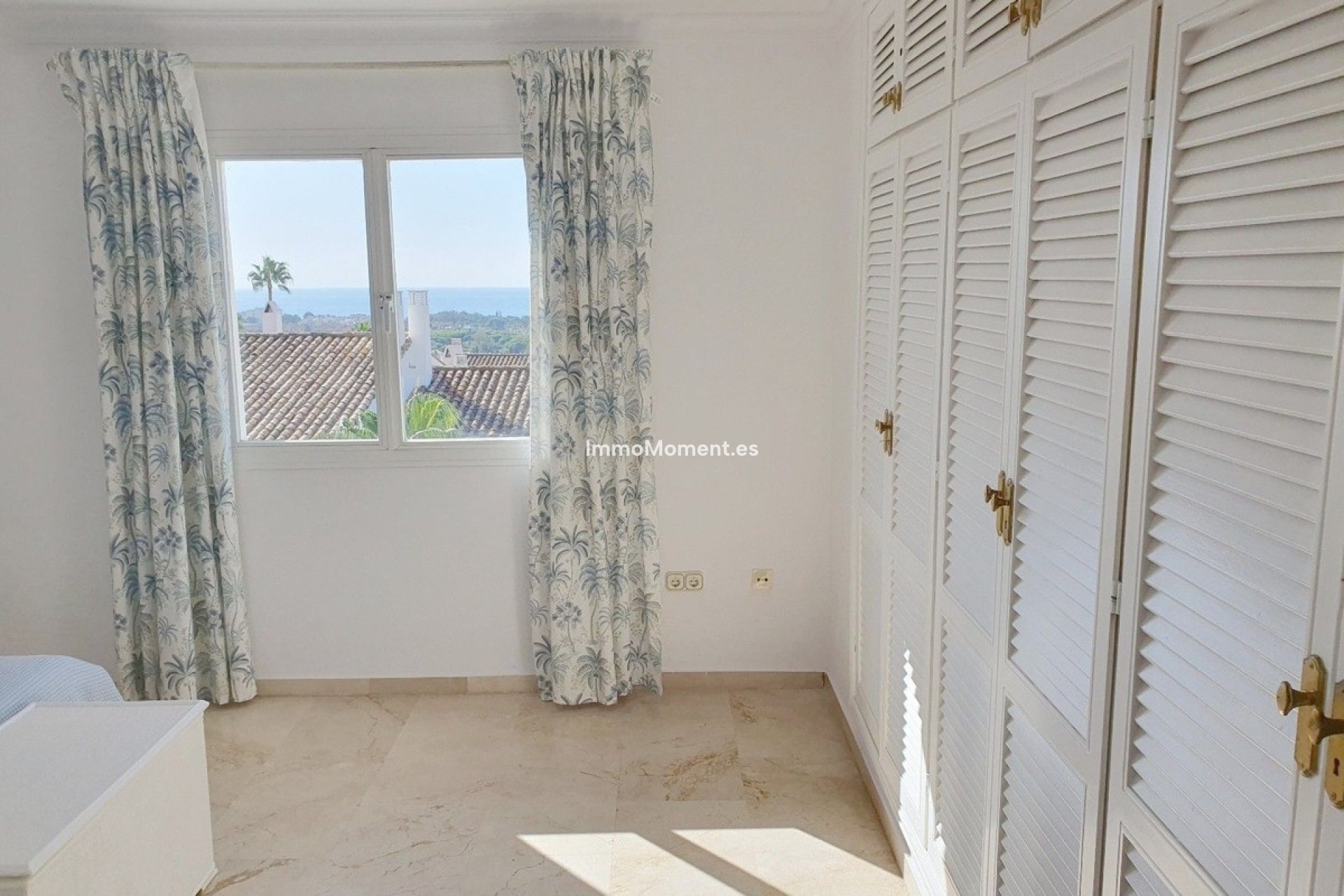 Resale - Apartment - Estepona - New Golden Mile