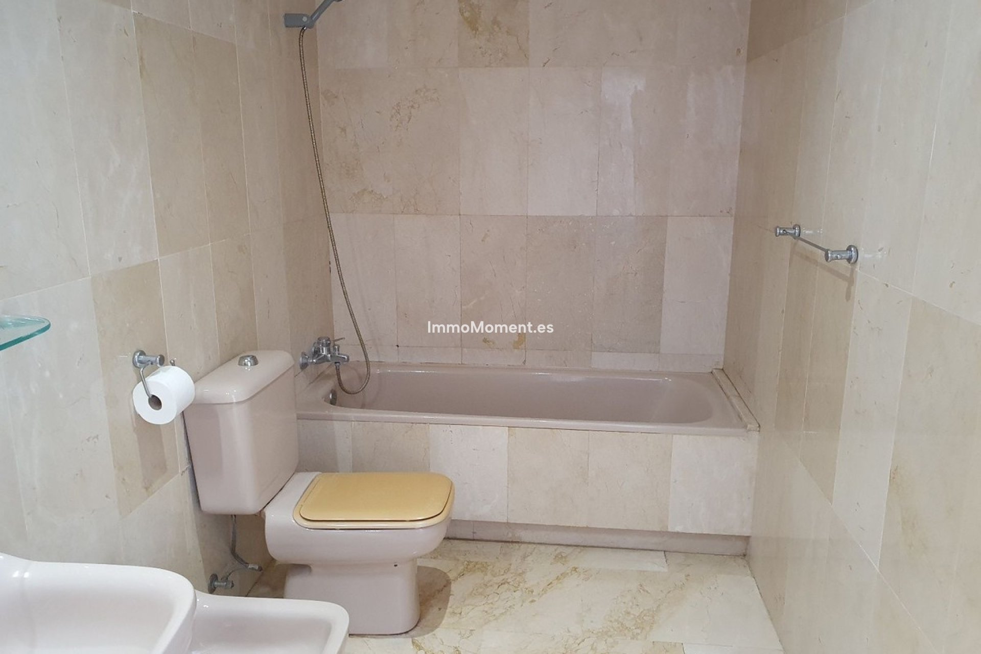 Resale - Apartment - Estepona - New Golden Mile