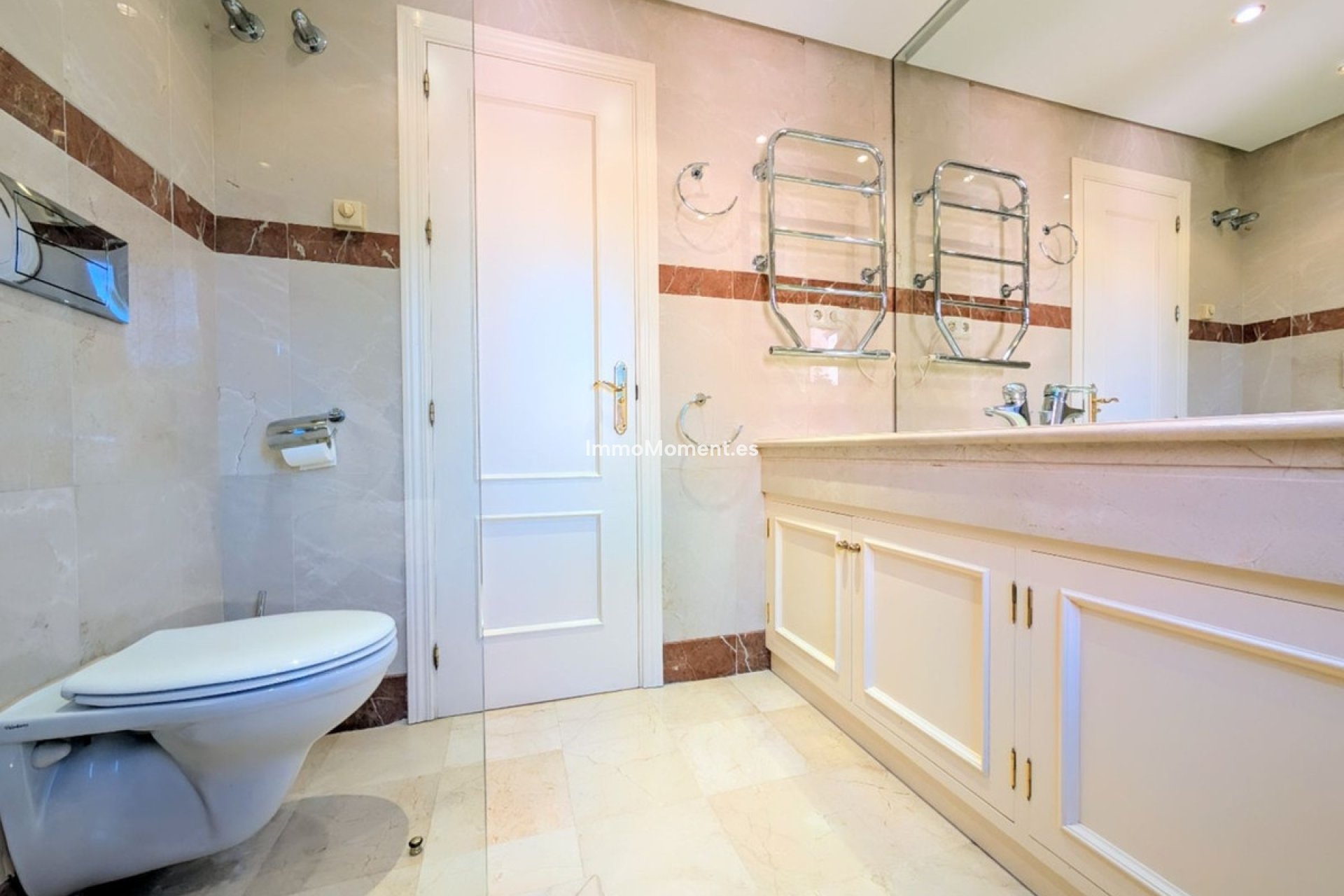 Resale - Apartment - Estepona - New Golden Mile