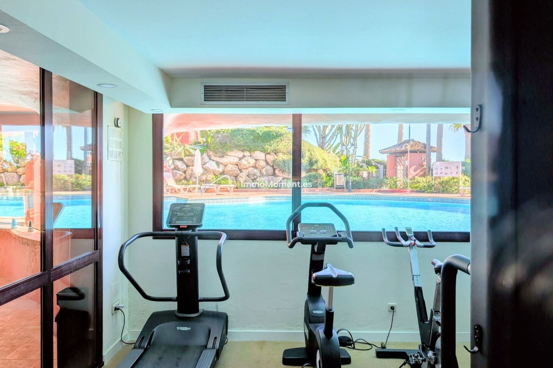 Resale - Apartment - Estepona - New Golden Mile