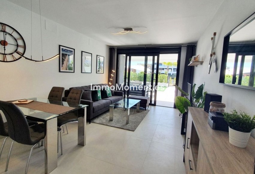 Resale - Apartment - Estepona - New Golden Mile