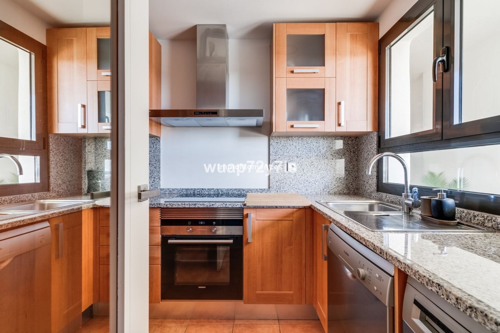 Resale - Apartment - Estepona - New Golden Mile