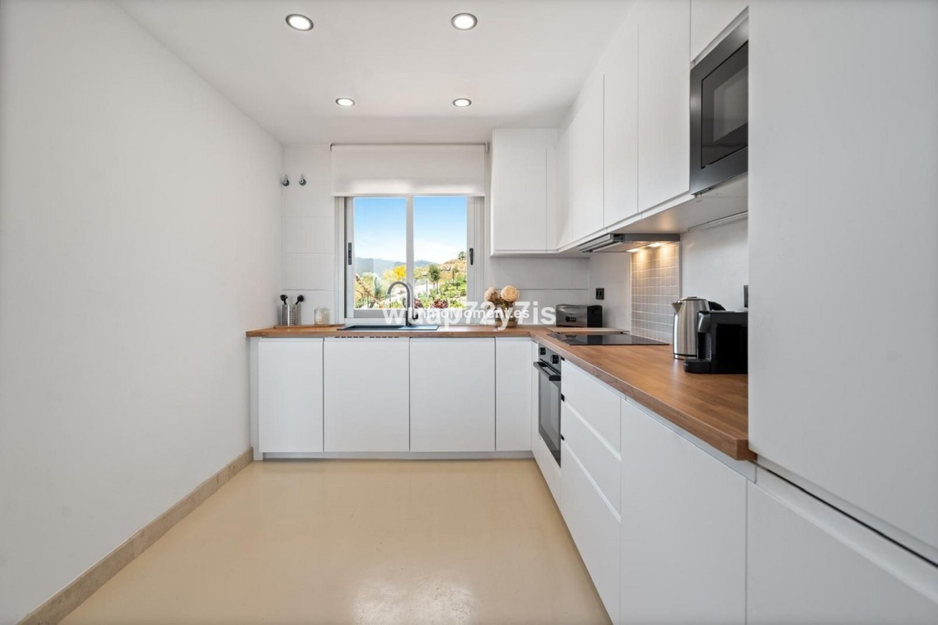 Resale - Apartment - Estepona - New Golden Mile