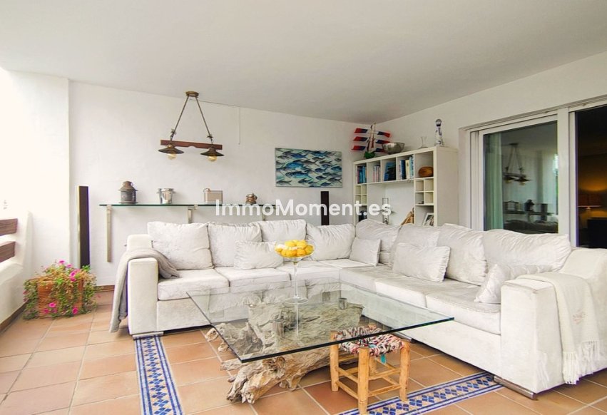 Resale - Apartment - Estepona - New Golden Mile