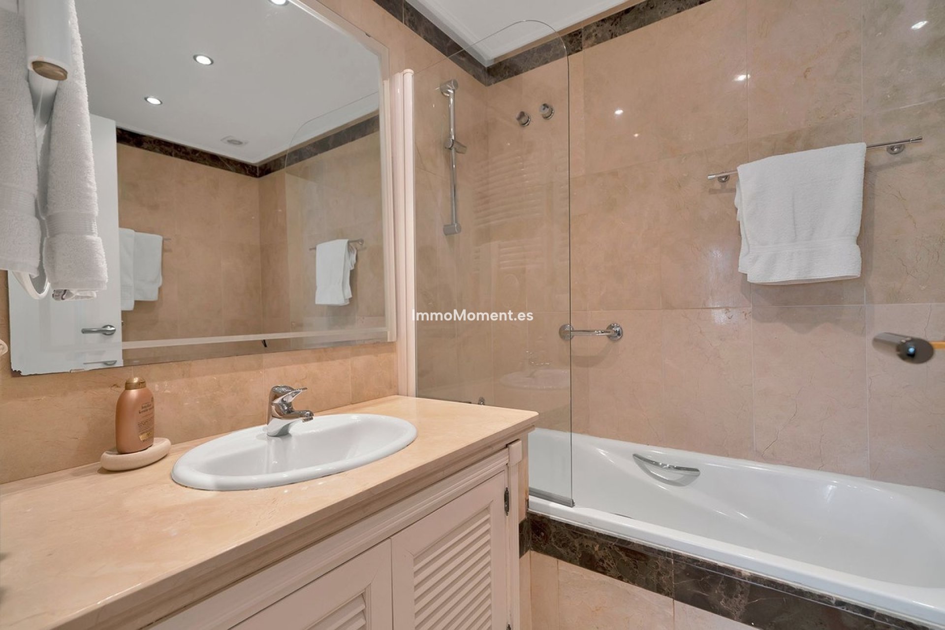 Resale - Apartment - Estepona - New Golden Mile