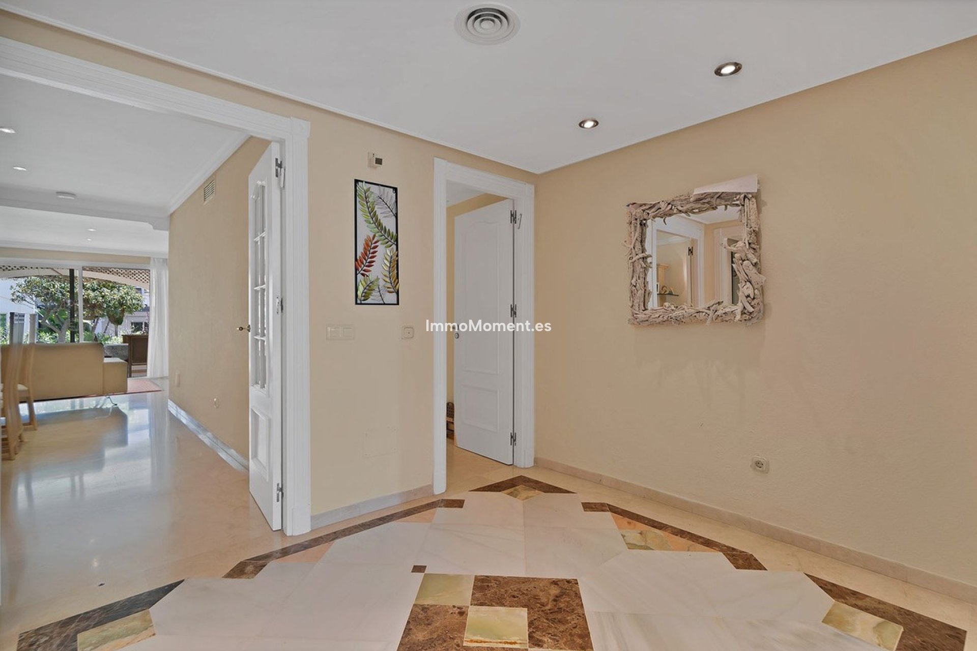 Resale - Apartment - Estepona - New Golden Mile