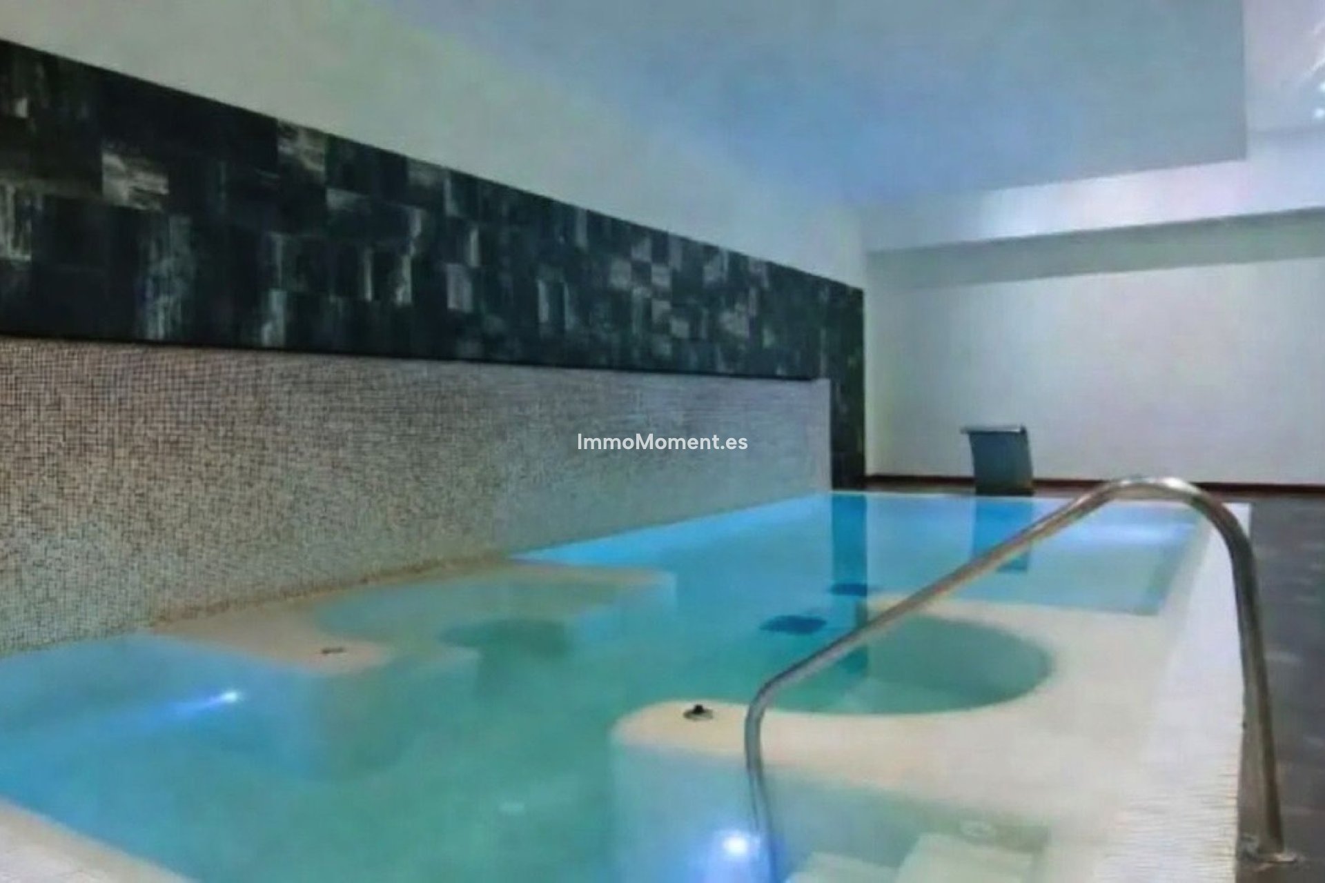 Resale - Apartment - Estepona - New Golden Mile