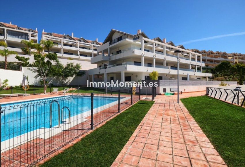 Resale - Apartment - Estepona - New Golden Mile