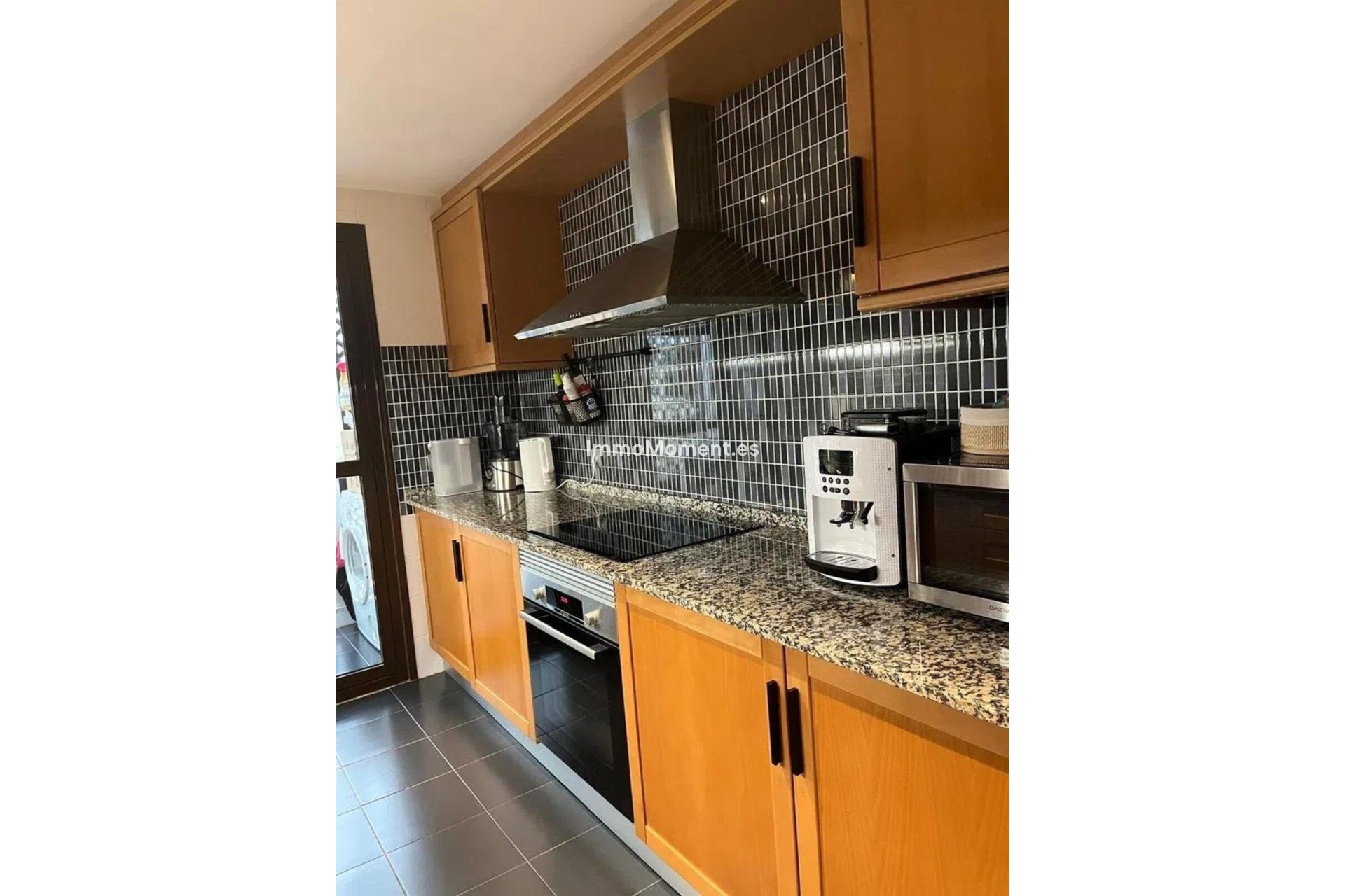 Resale - Apartment - Estepona - New Golden Mile