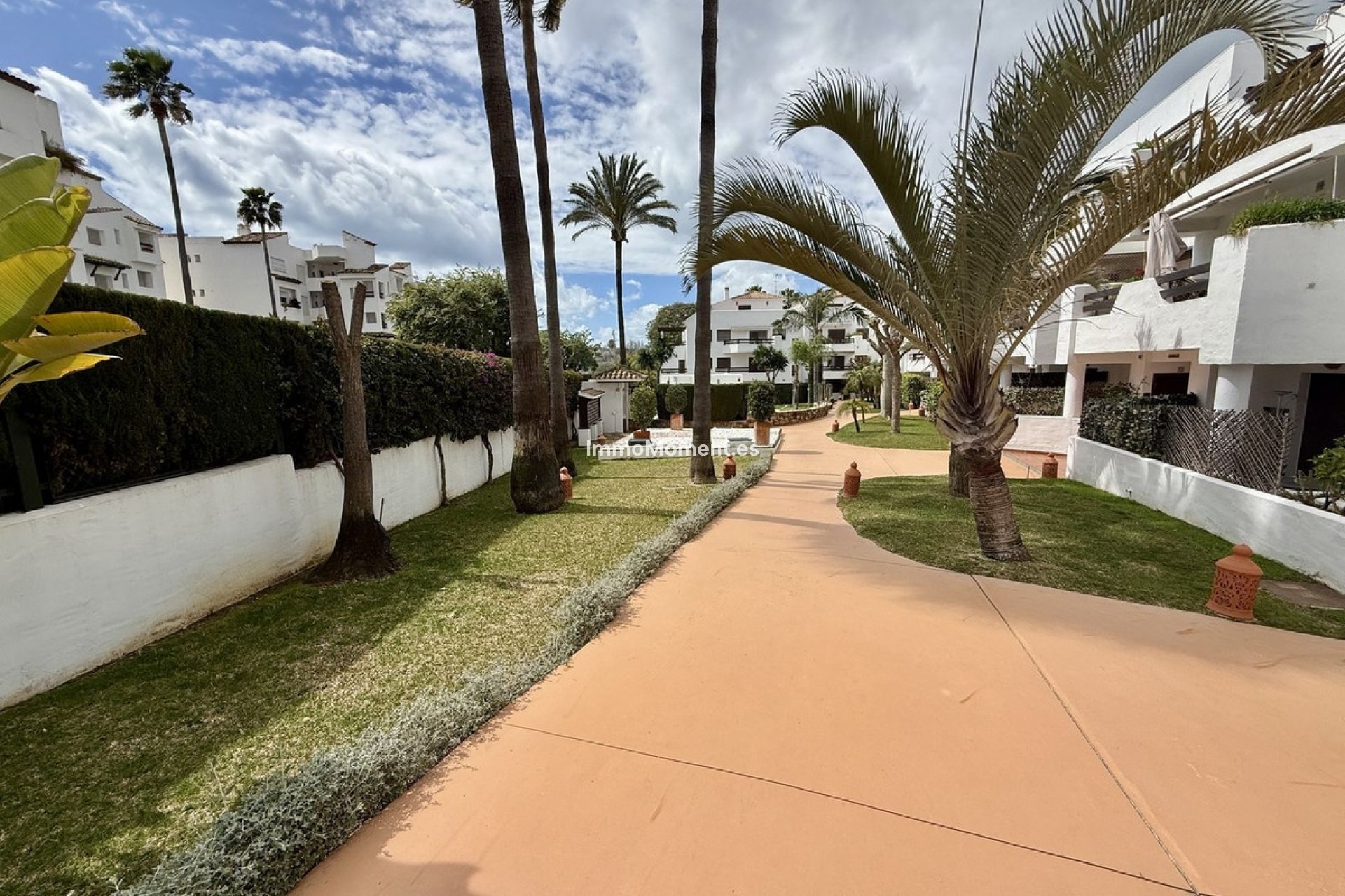 Resale - Apartment - Estepona - New Golden Mile