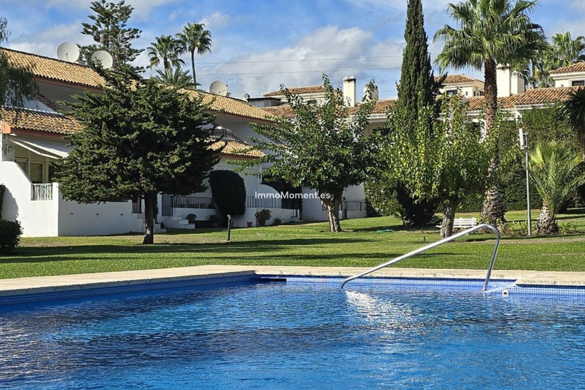 Resale - Apartment - Estepona - New Golden Mile