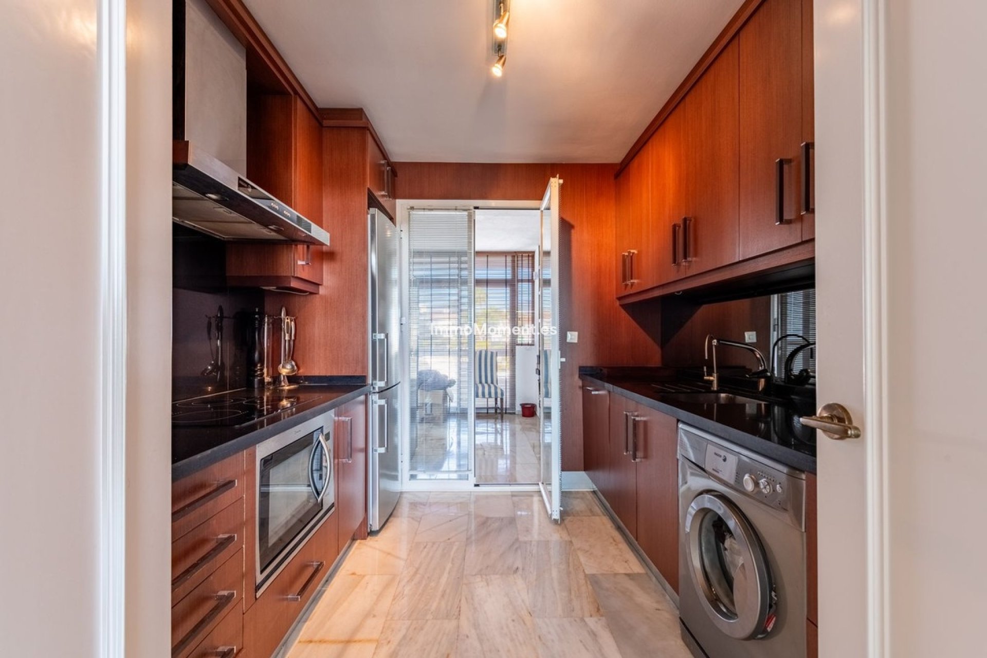 Resale - Apartment - Estepona - New Golden Mile