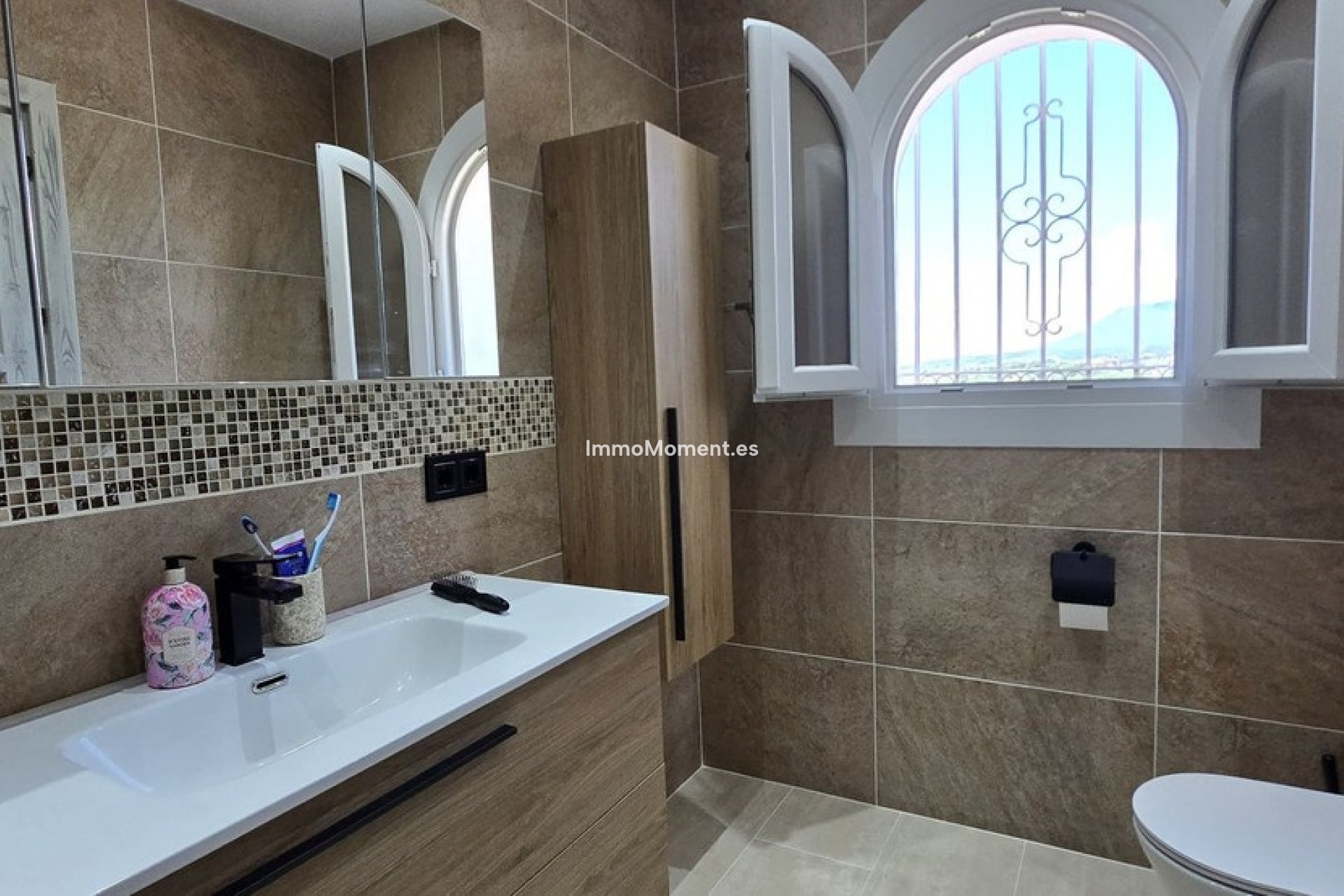 Resale - Apartment - Estepona - New Golden Mile