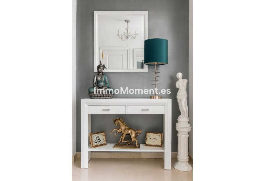 Resale - Apartment - Estepona - New Golden Mile