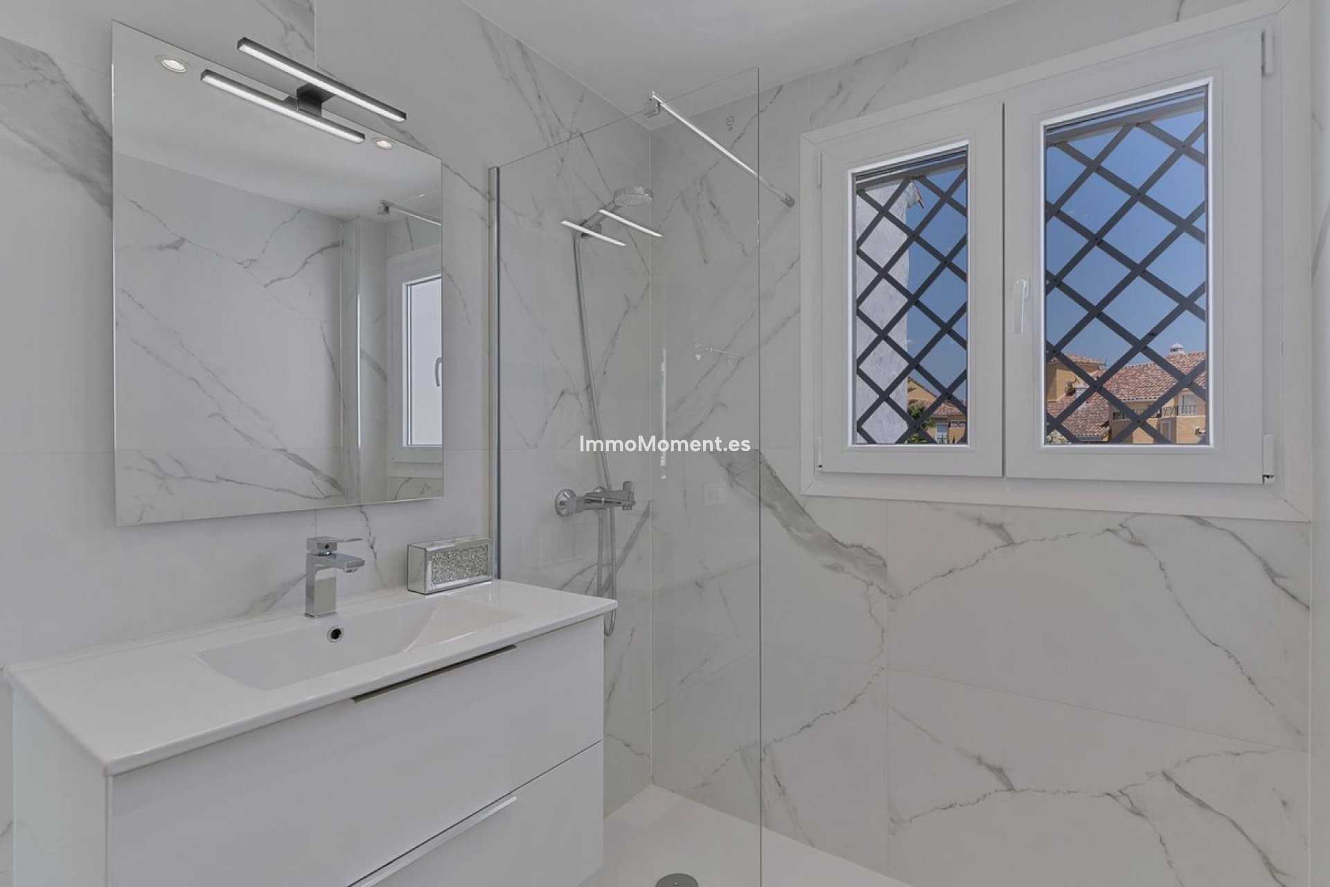 Resale - Apartment - Estepona - New Golden Mile