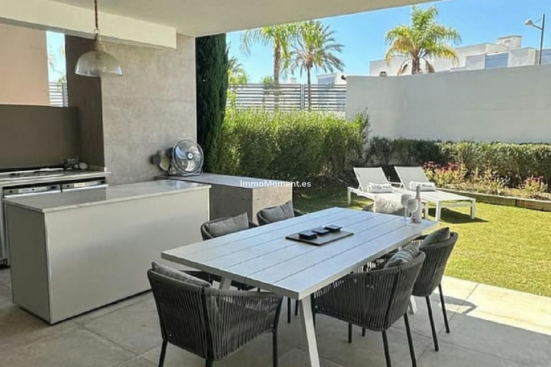 Resale - Apartment - Estepona - New Golden Mile