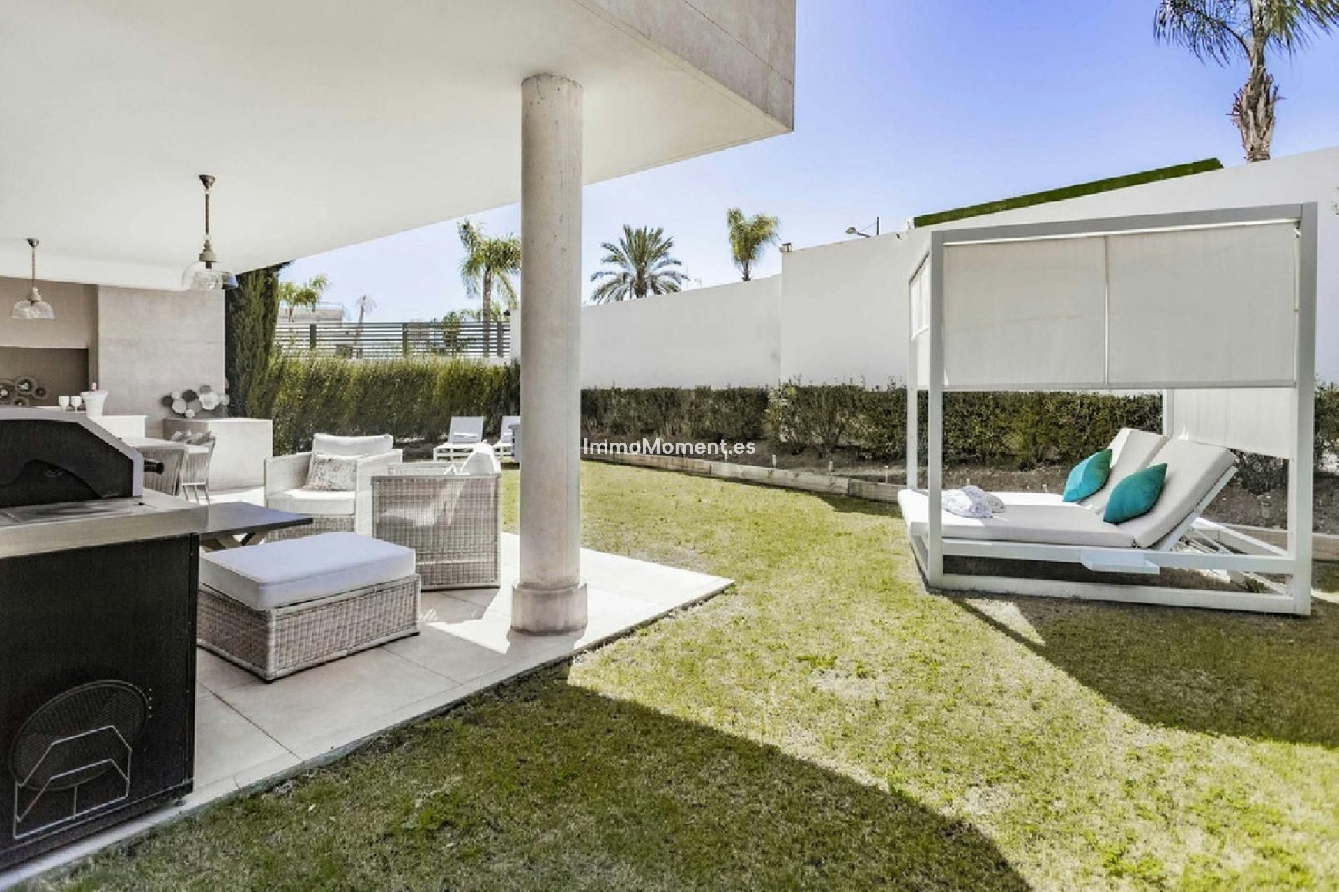 Resale - Apartment - Estepona - New Golden Mile