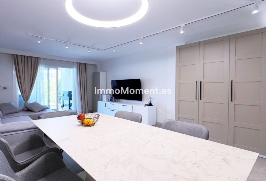 Resale - Apartment - Estepona - New Golden Mile