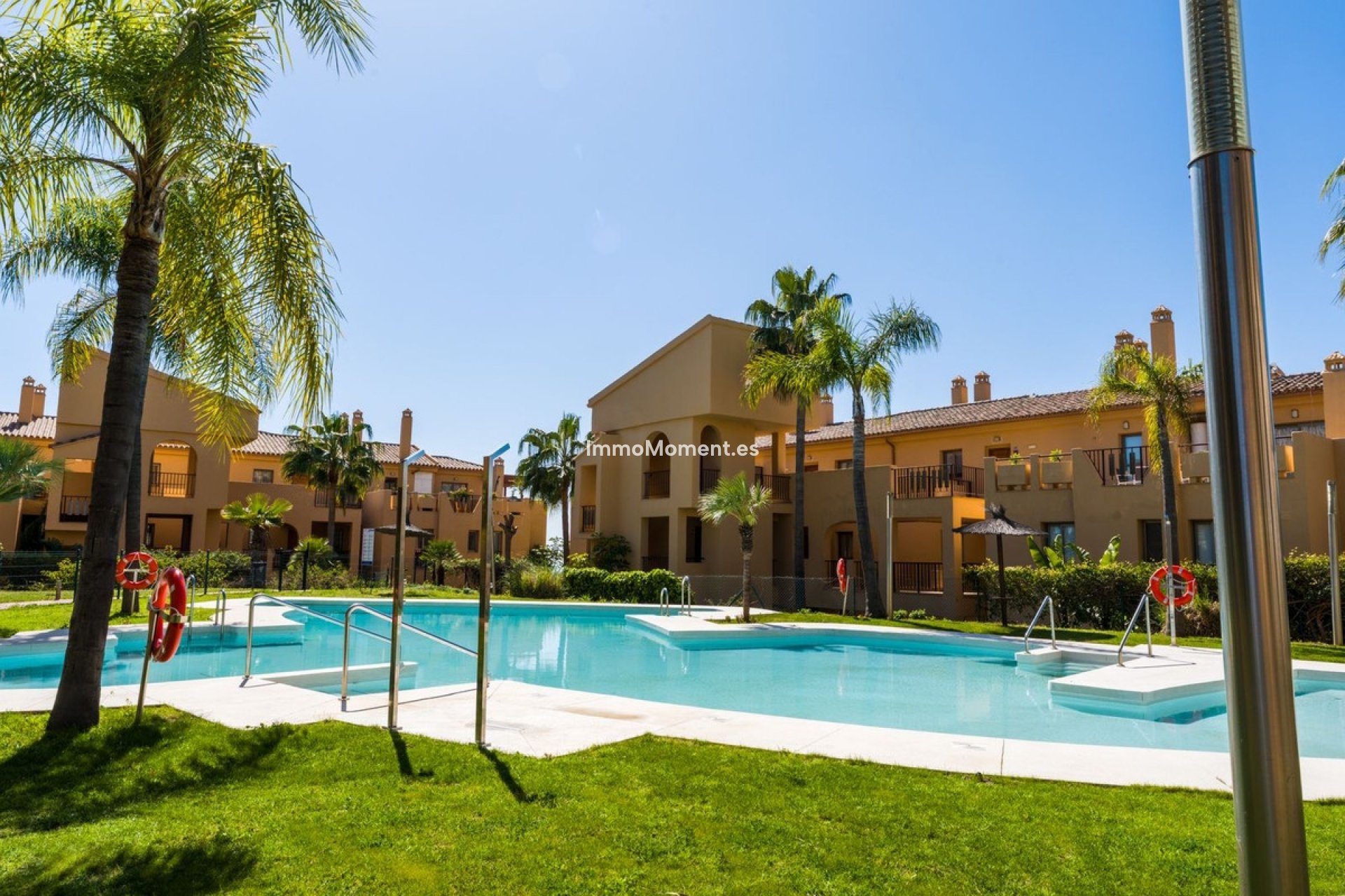 Resale - Apartment - Estepona - New Golden Mile