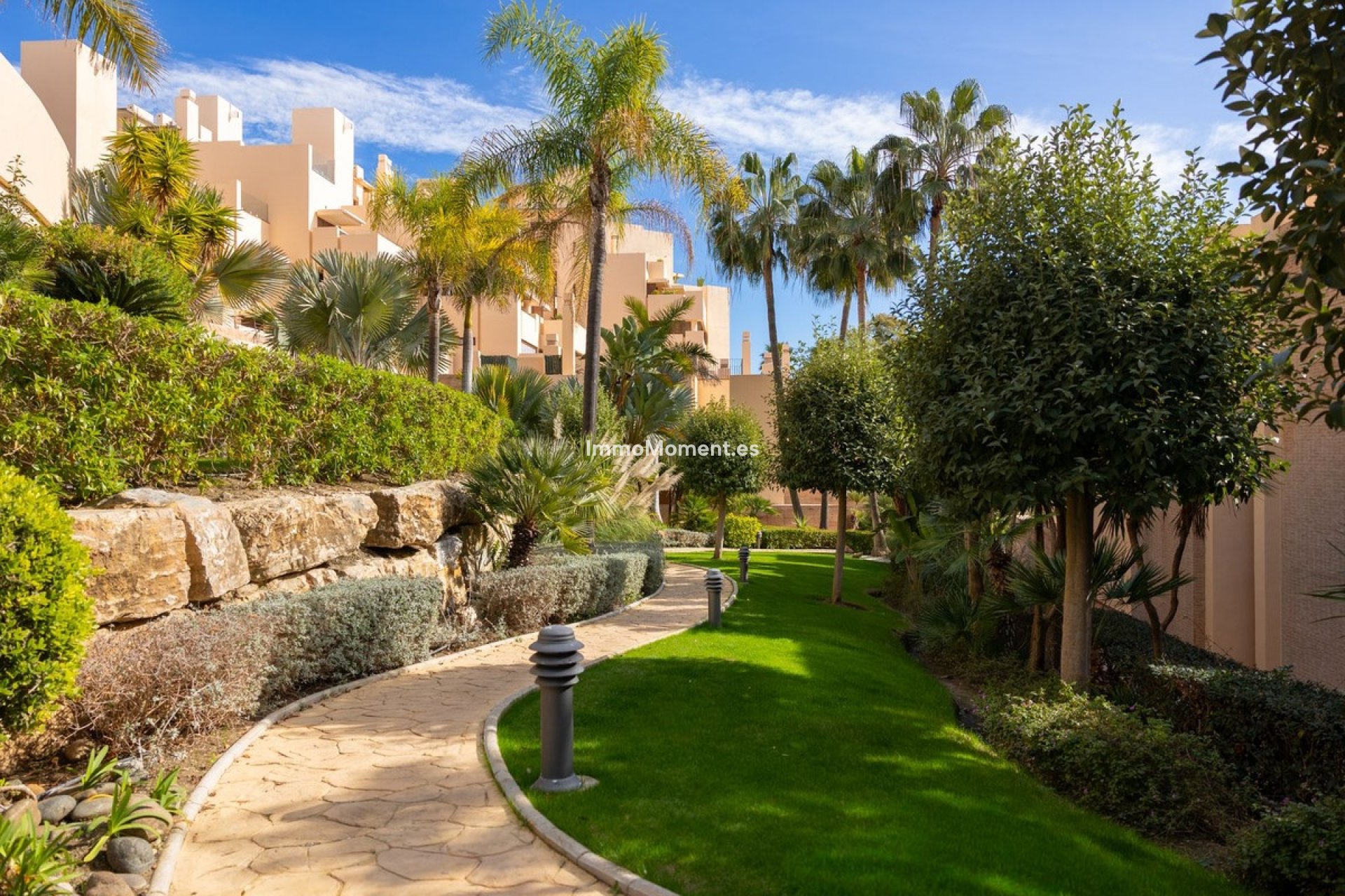 Resale - Apartment - Estepona - New Golden Mile