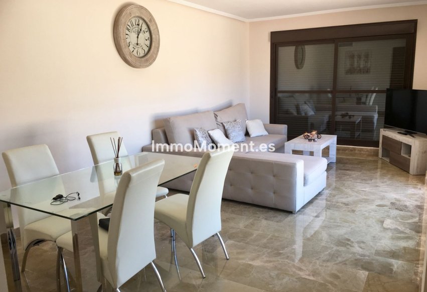 Resale - Apartment - Estepona - New Golden Mile