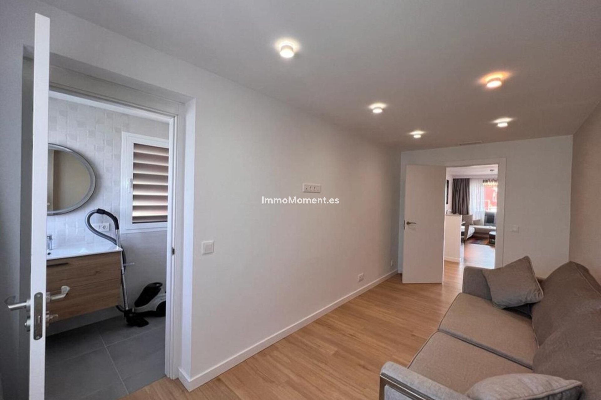 Resale - Apartment - Estepona - New Golden Mile