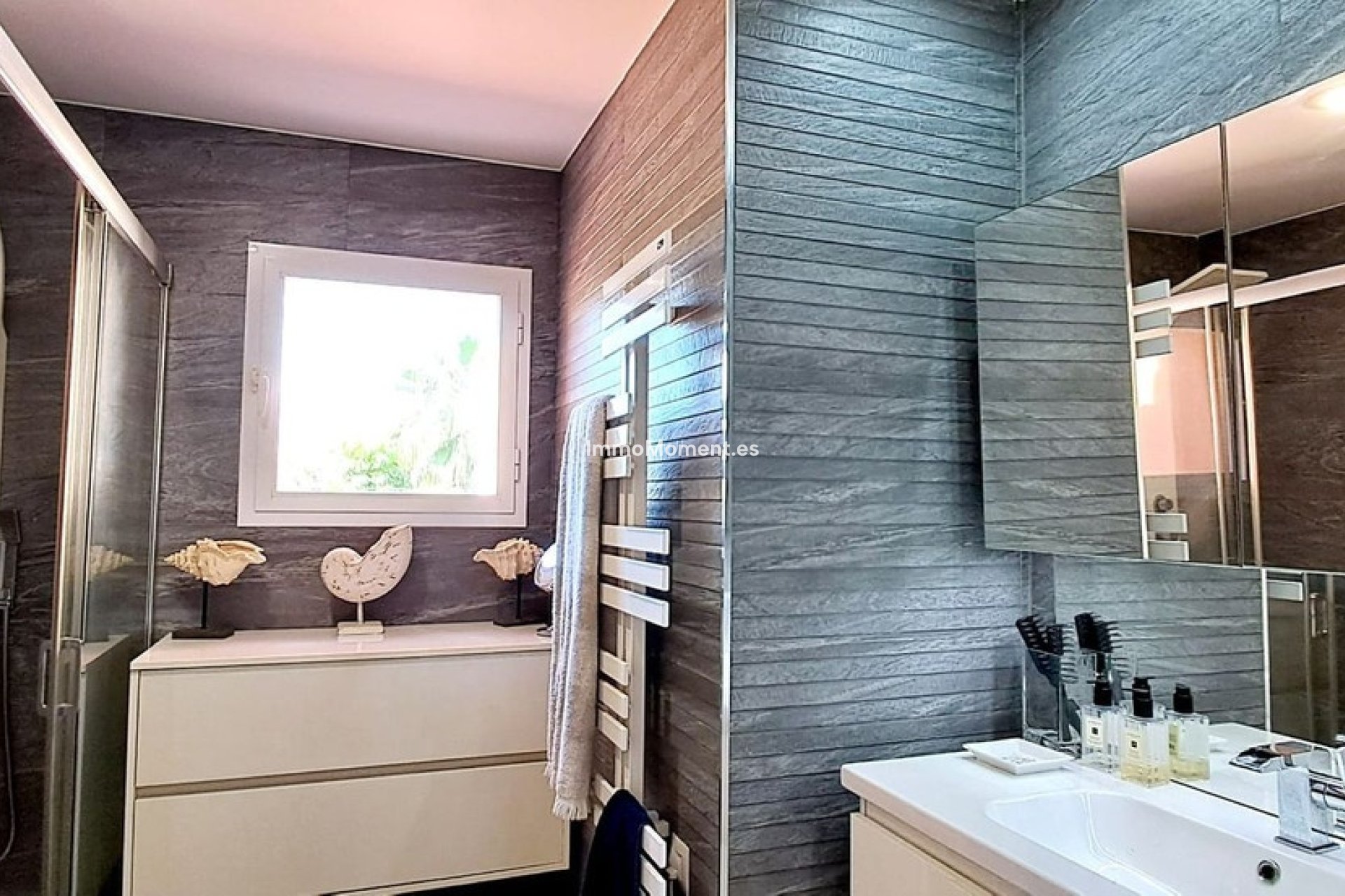 Resale - Apartment - Estepona - New Golden Mile