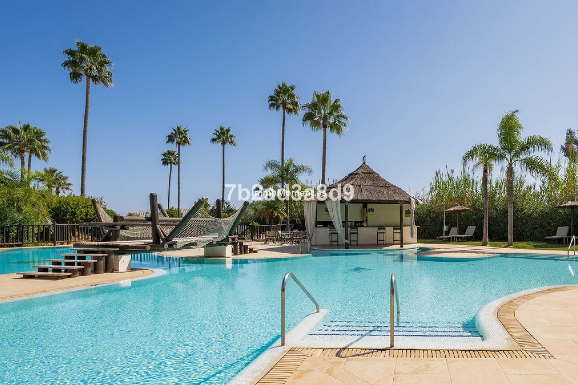 Resale - Apartment - Estepona - New Golden Mile