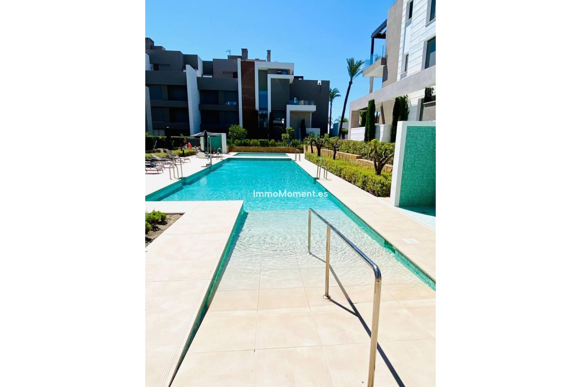 Resale - Apartment - Estepona - New Golden Mile