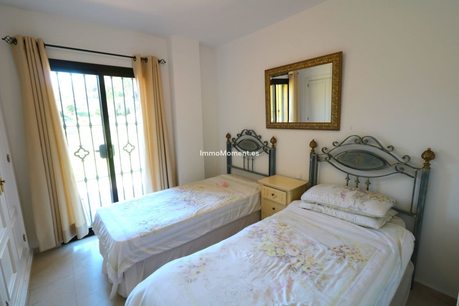 Resale - Apartment - Estepona - New Golden Mile