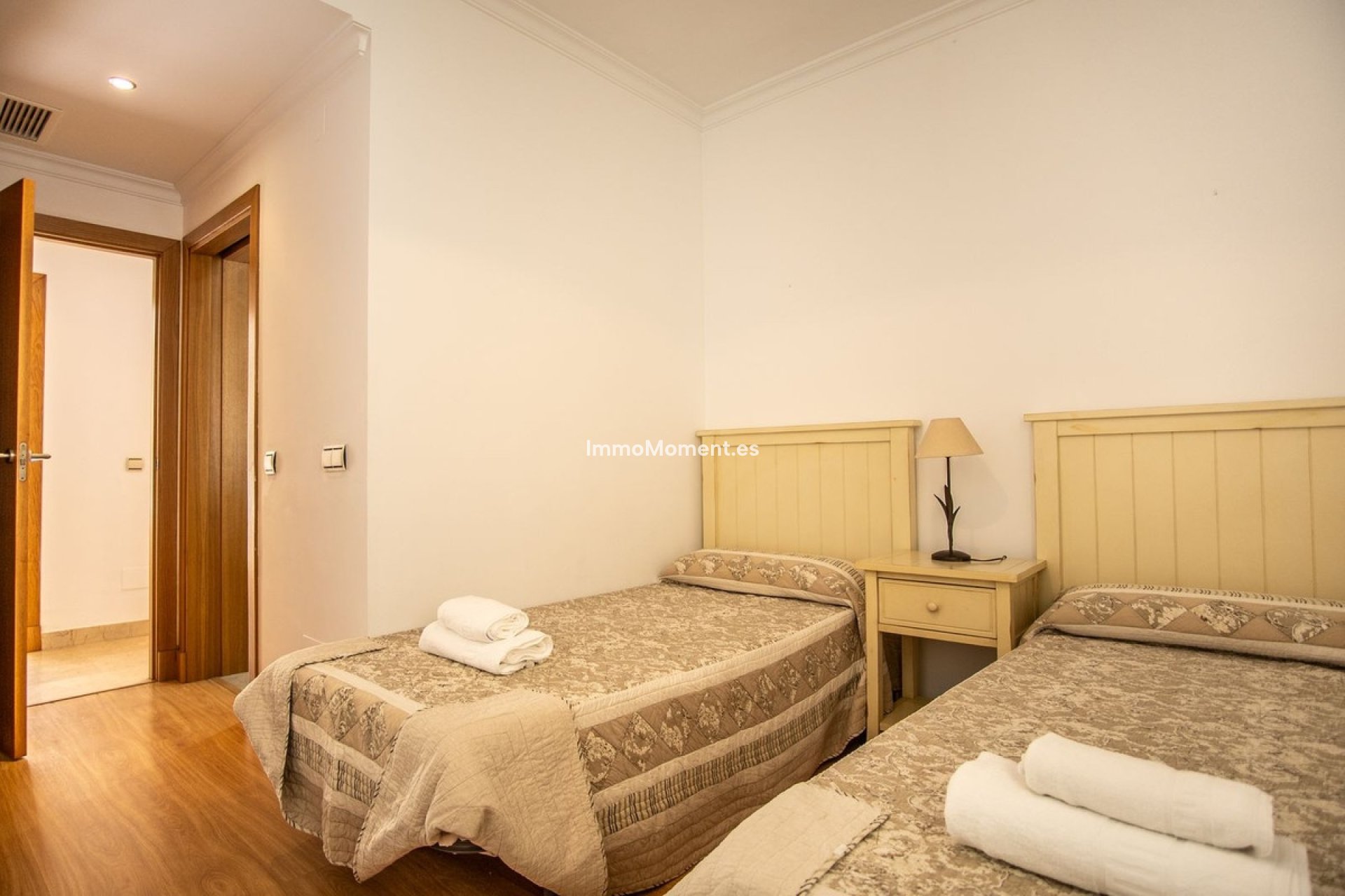 Resale - Apartment - Estepona - New Golden Mile