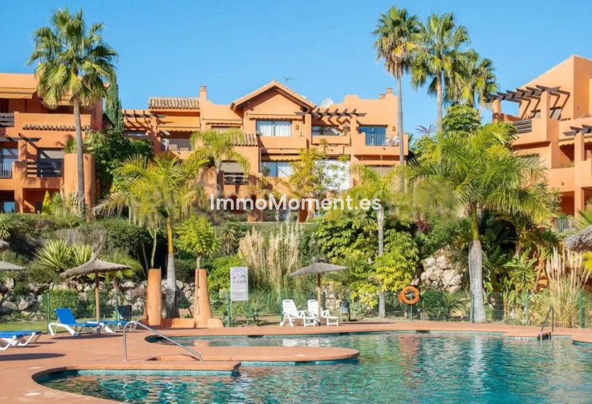 Resale - Apartment - Estepona - New Golden Mile