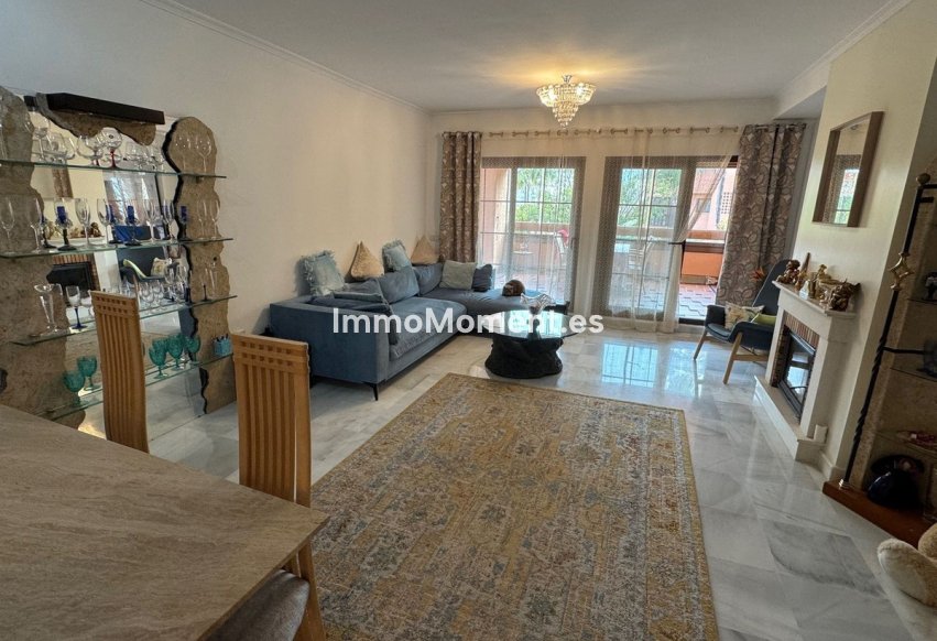Resale - Apartment - Estepona - New Golden Mile