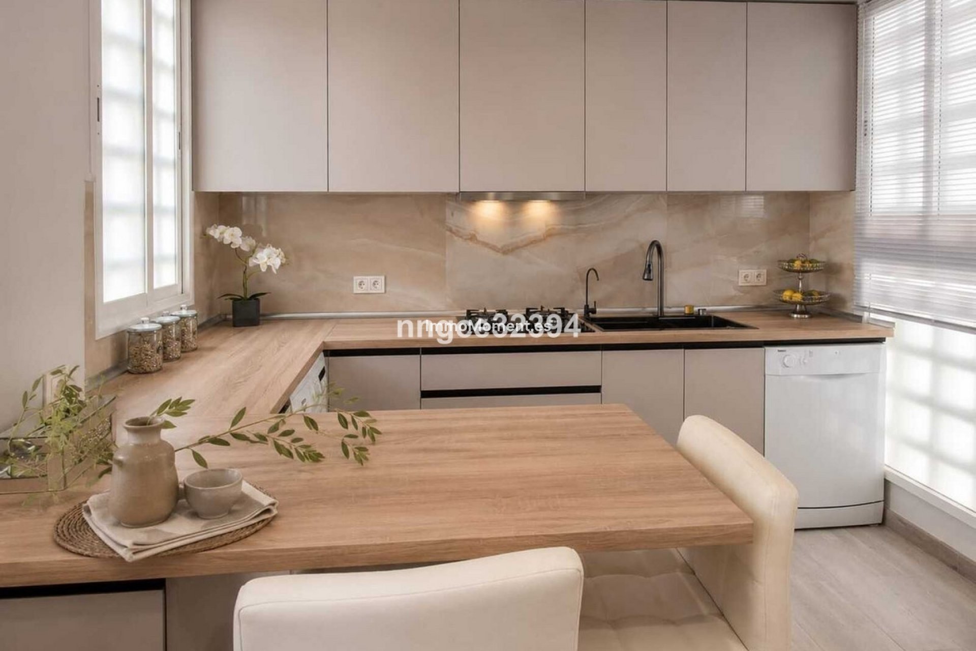 Resale - Apartment - Estepona - New Golden Mile