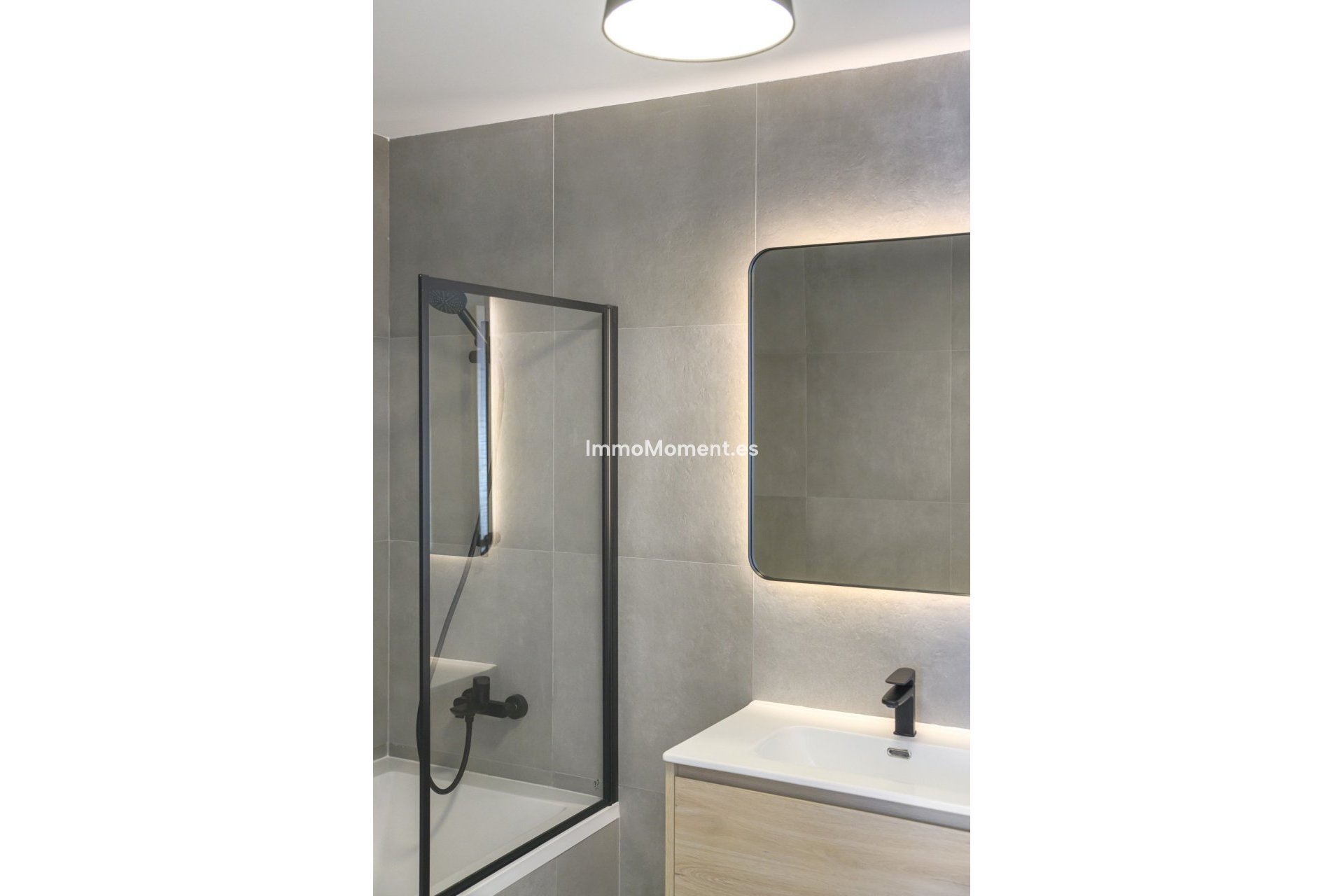 Resale - Apartment - Estepona - New Golden Mile