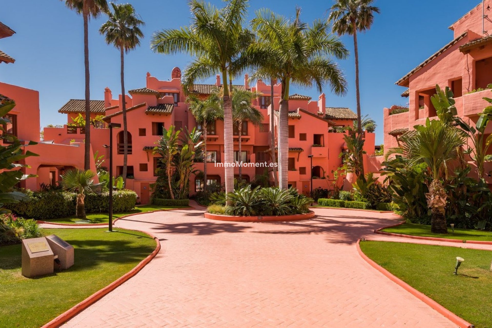 Resale - Apartment - Estepona - New Golden Mile