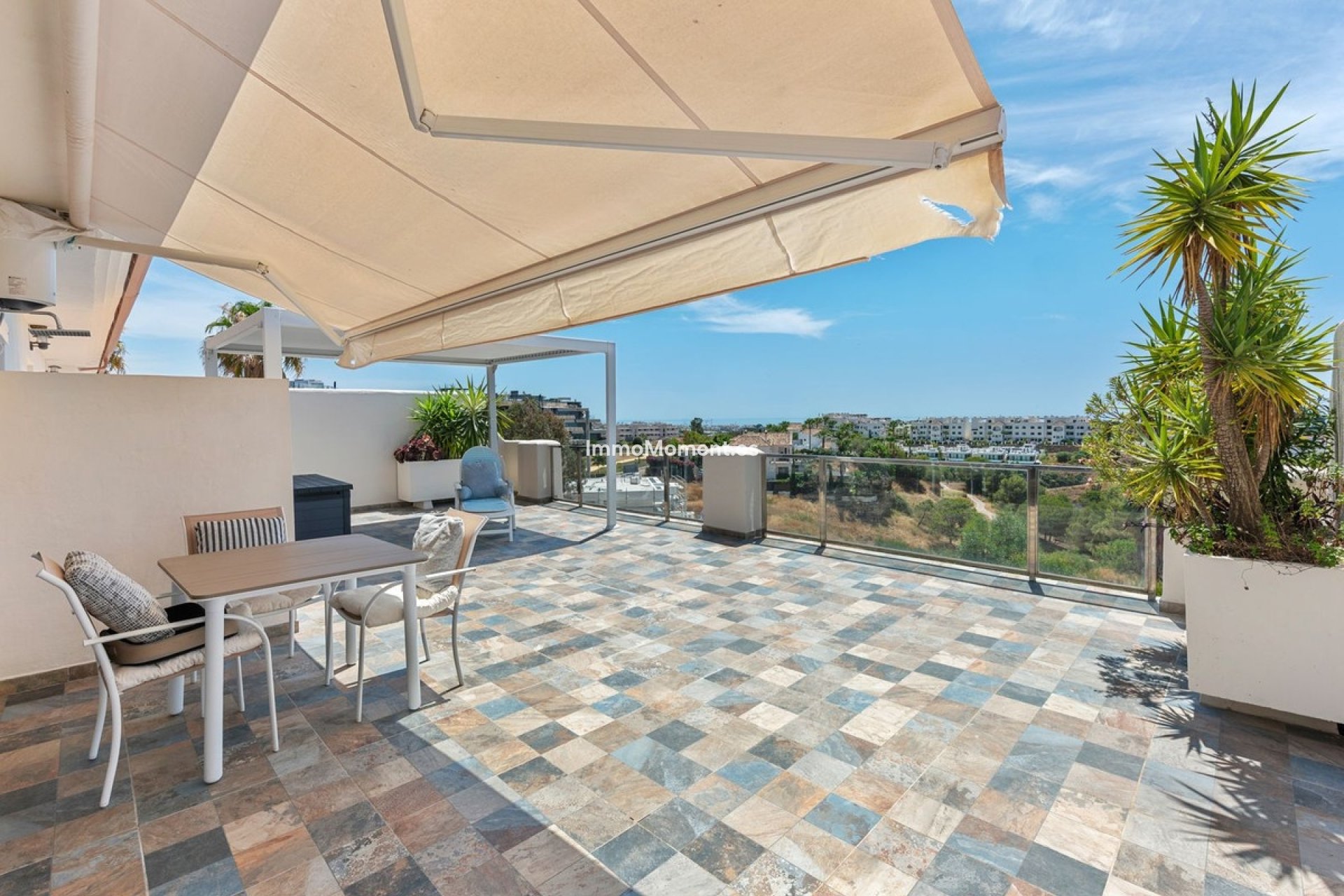 Resale - Apartment - Estepona - New Golden Mile