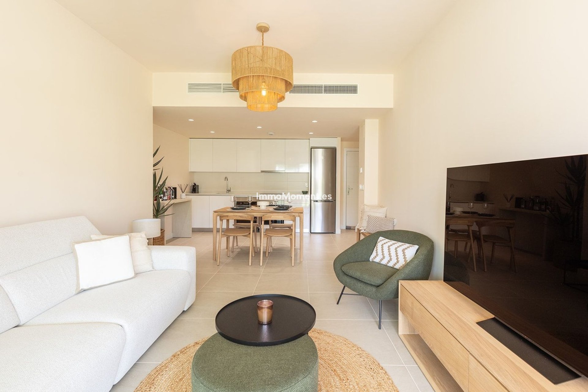 Resale - Apartment - Estepona - Selwo