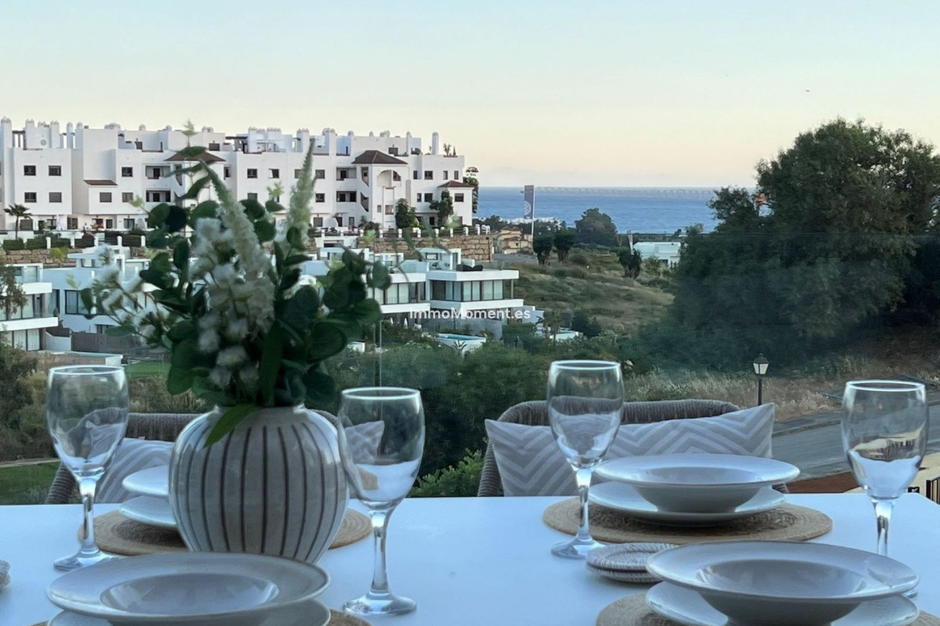 Resale - Apartment - Estepona - Selwo