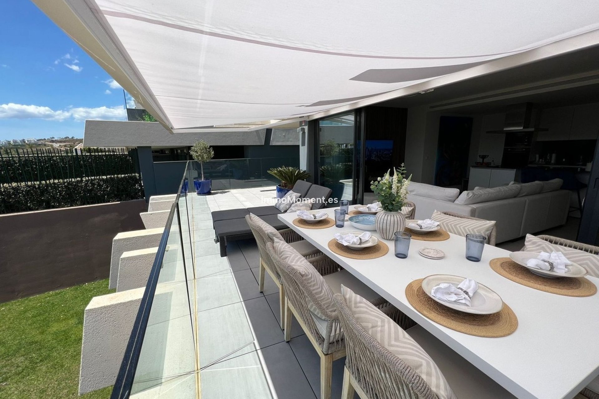 Resale - Apartment - Estepona - Selwo
