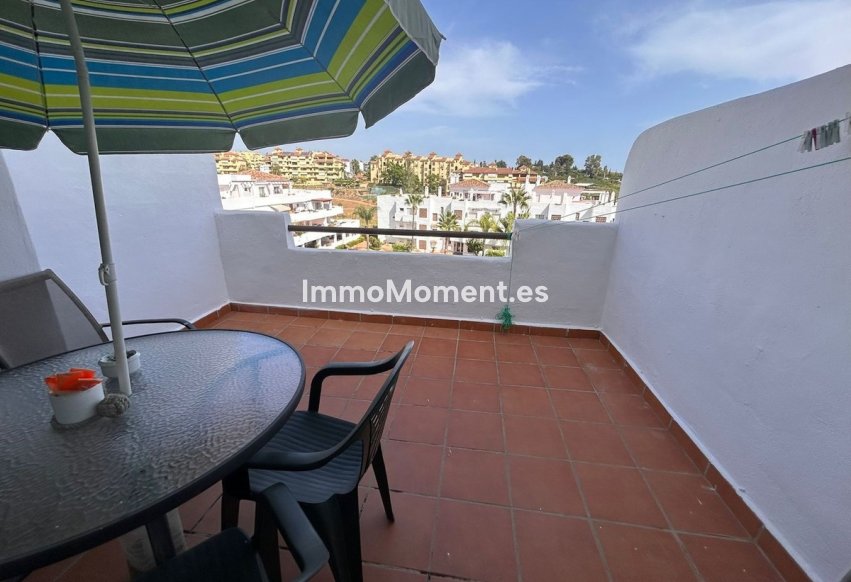 Resale - Apartment - Estepona - Selwo