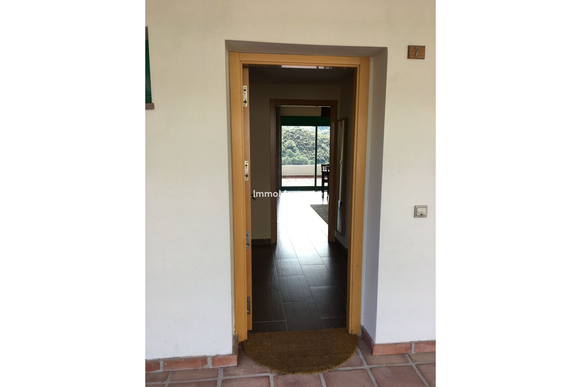 Resale - Apartment - Estepona - Selwo
